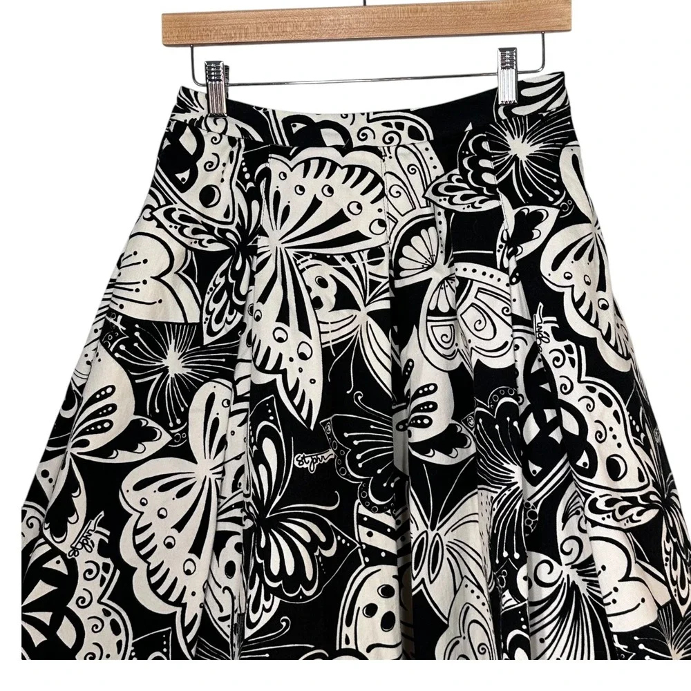St.‎ John Sport Skater Pleated A Line Skirt AOP Butterfly Print Statement